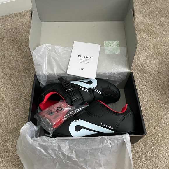 Peloton Shoes - Peloton Cycling Shoes- Size 40 (Women’s 9)